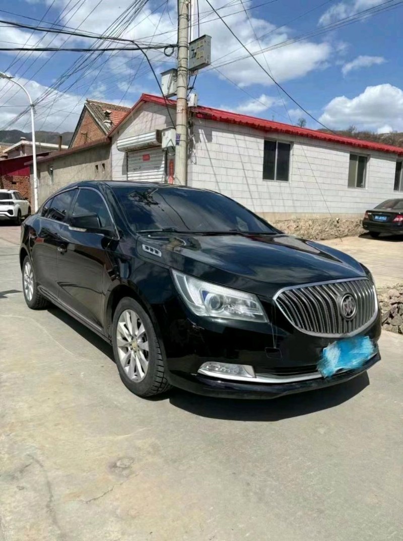 邢台15年别克君越3