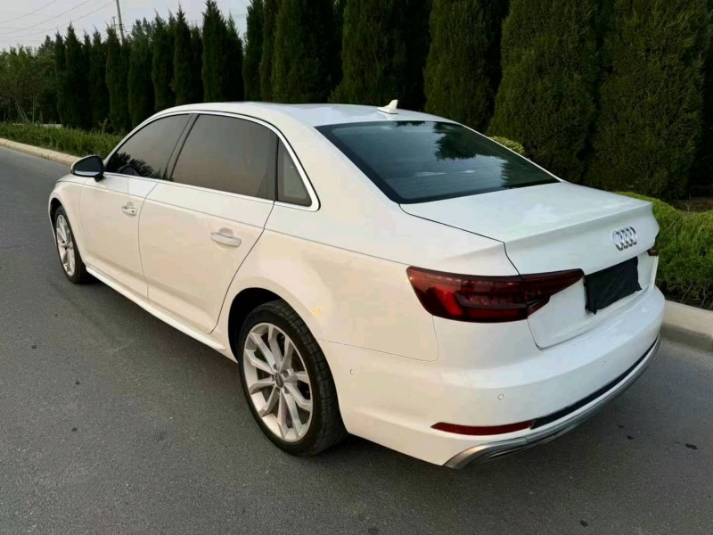 东营19年奥迪A4L8