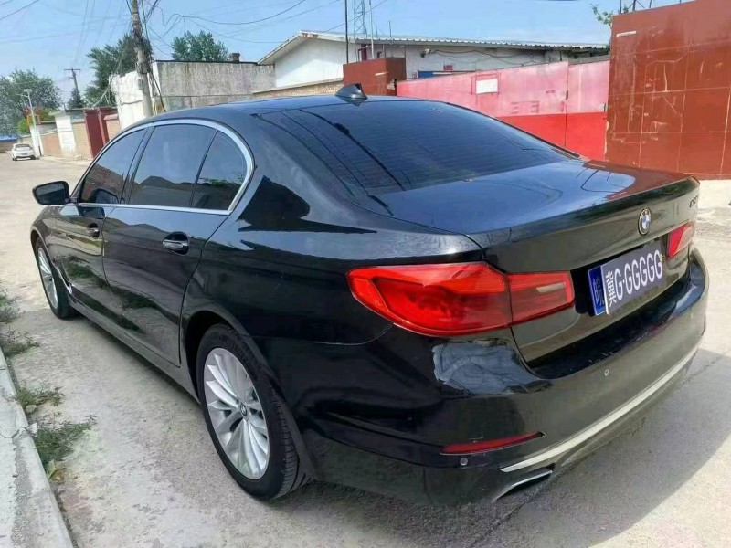 保定17年宝马5系4