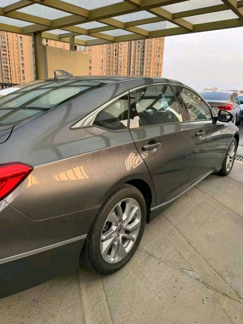 宿迁21年本田雅阁4