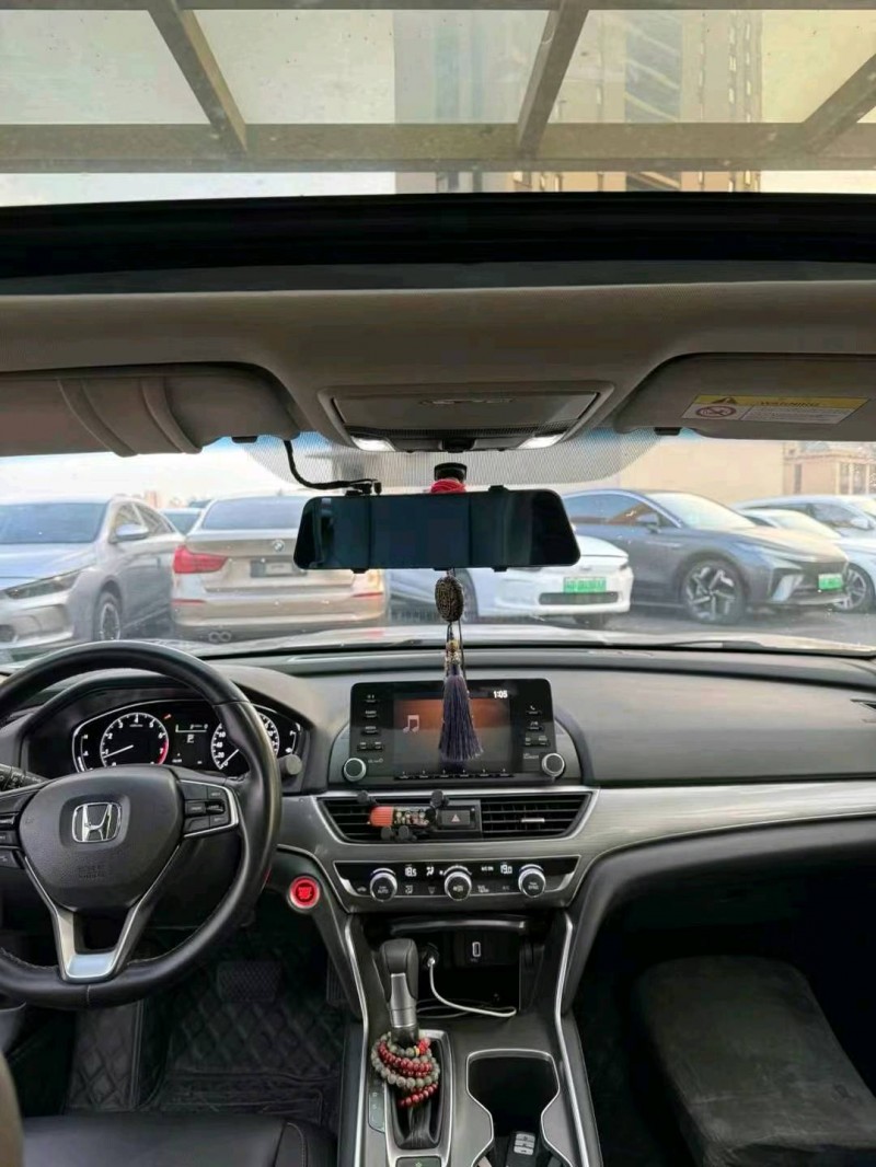 宿迁21年本田雅阁6