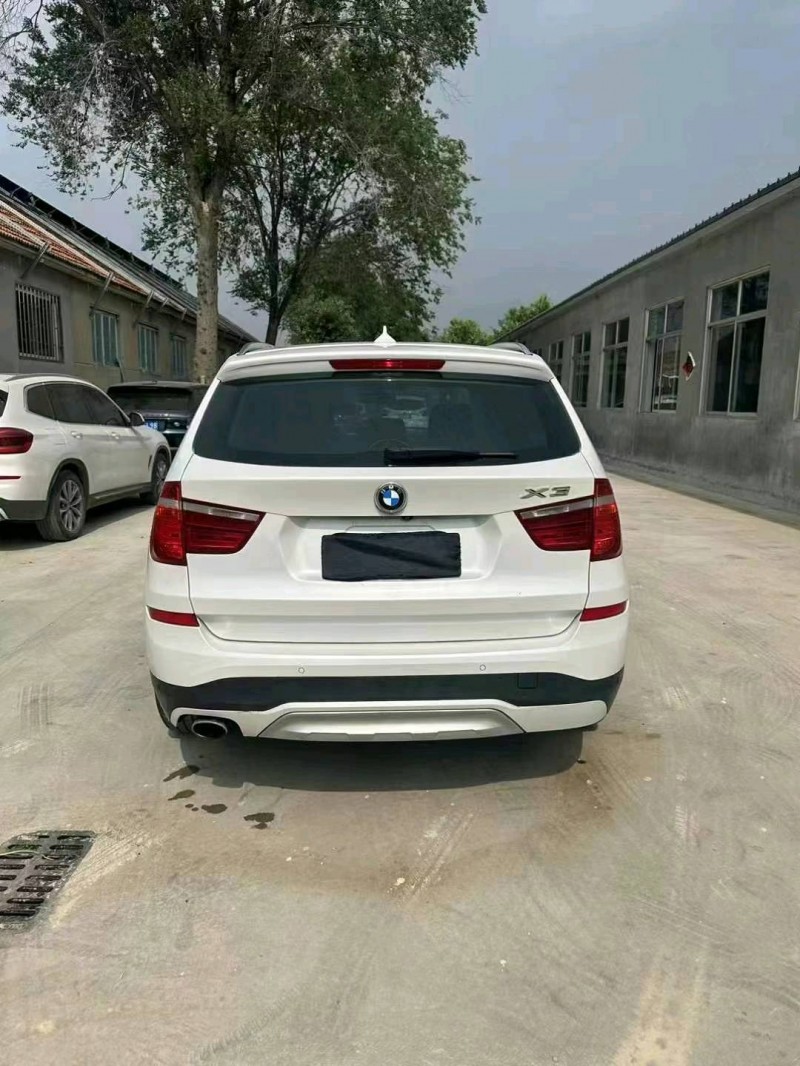 济南17年宝马X34