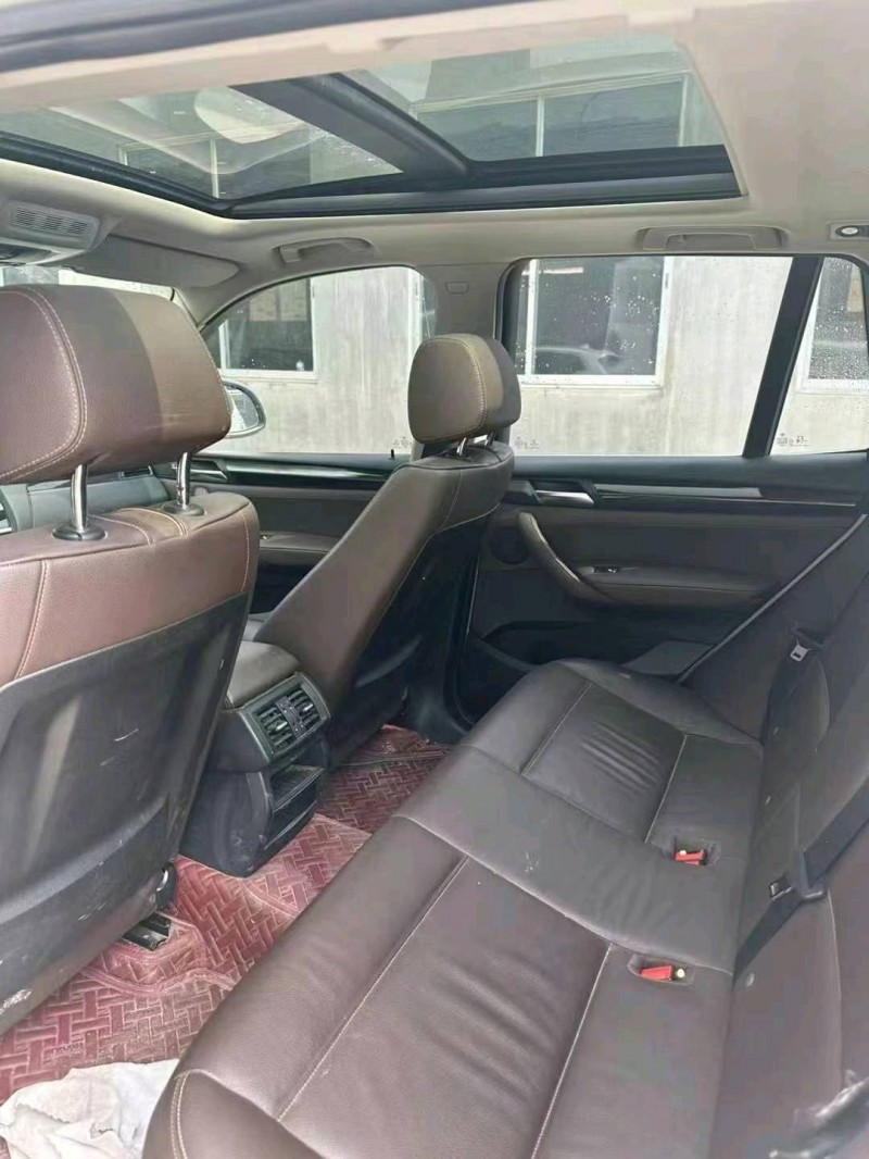 济南17年宝马X37