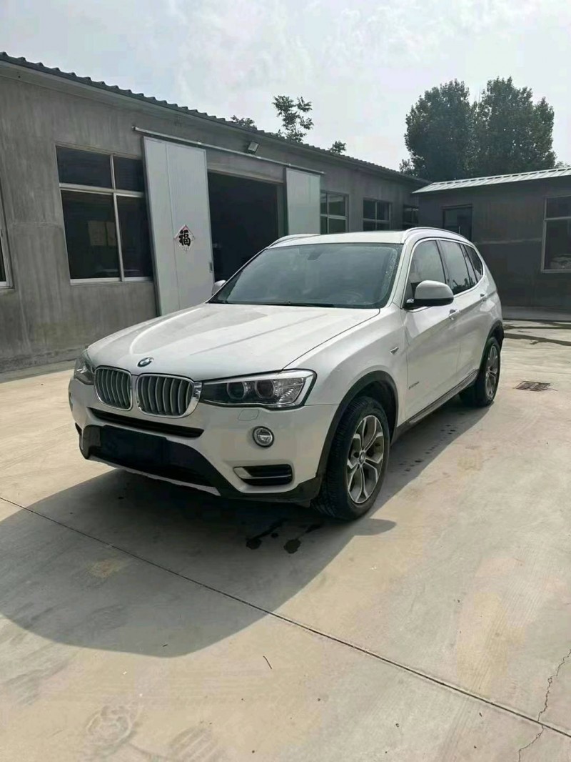 济南17年宝马X38