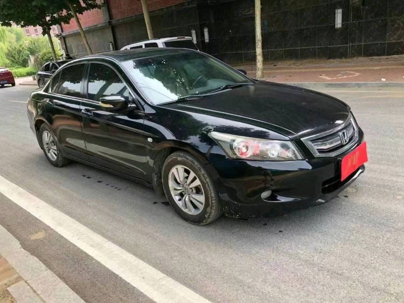 烟台10年本田雅阁2