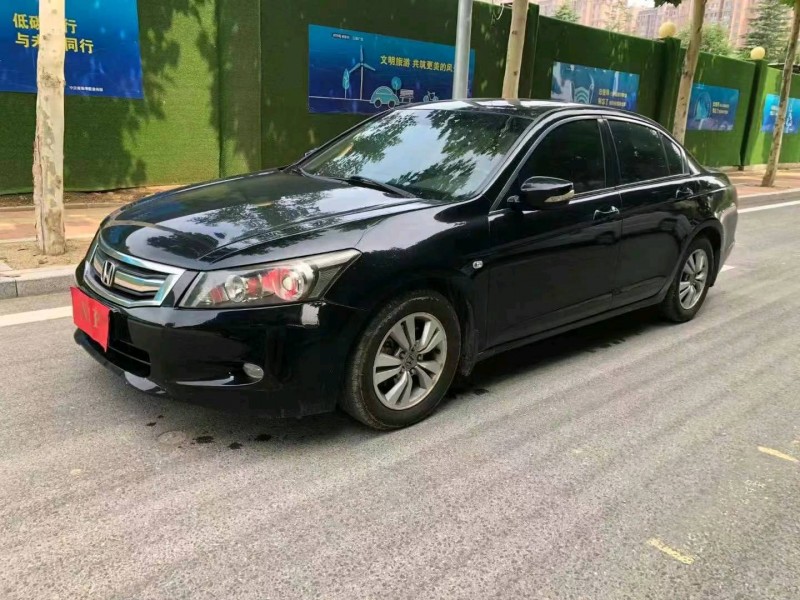 烟台10年本田雅阁3
