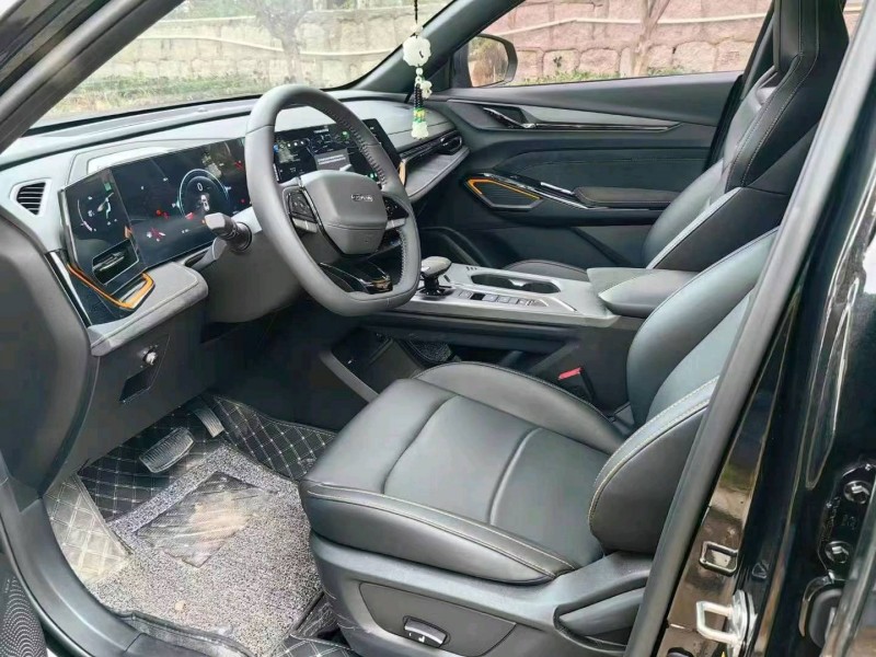 潍坊23年长安汽车欧尚8