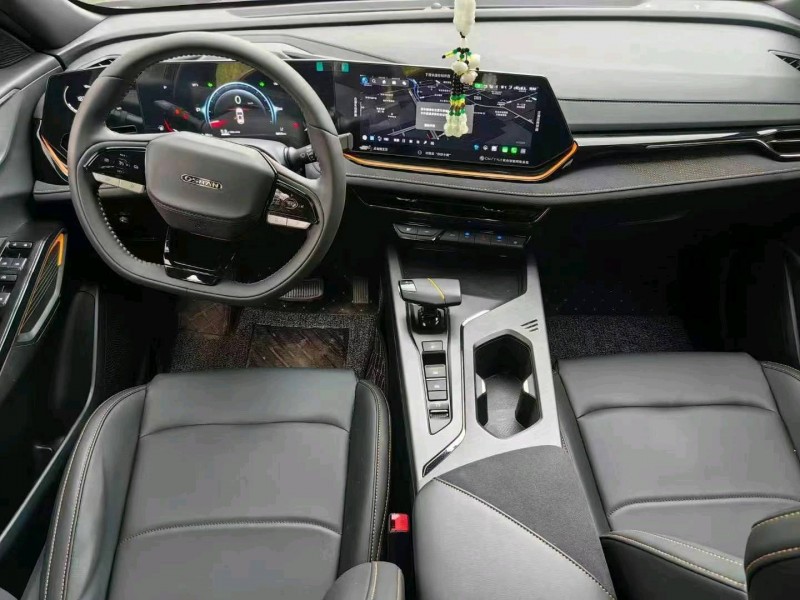 潍坊23年长安汽车欧尚9