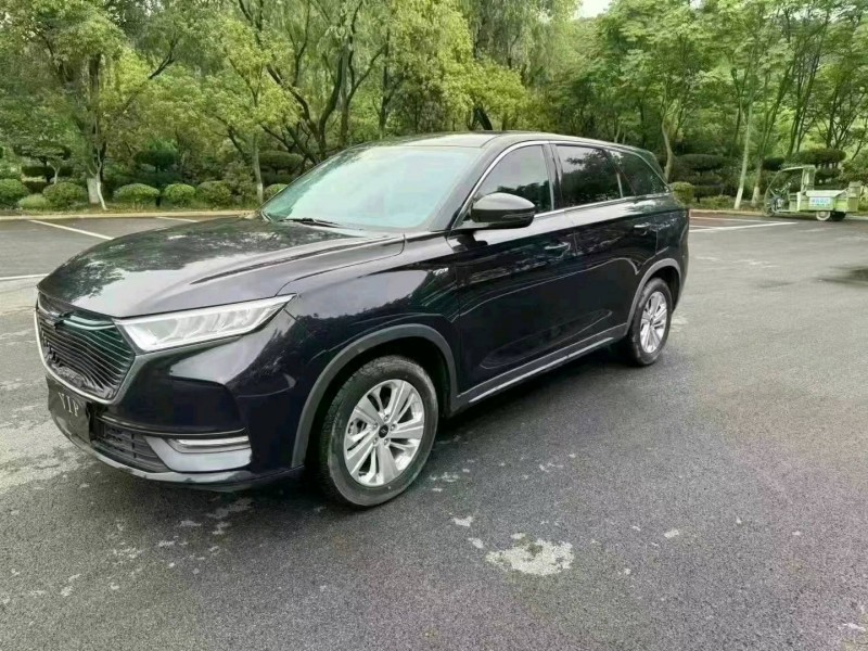 紹興21年長安汽車歐尚2