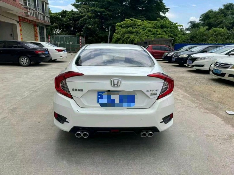 佛山17年本田思域6