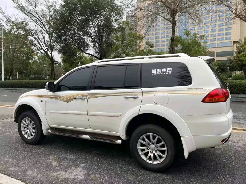 江门14年三菱帕杰罗·劲畅4