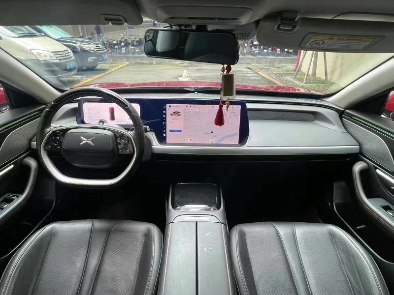 深圳21年小鵬汽車p77