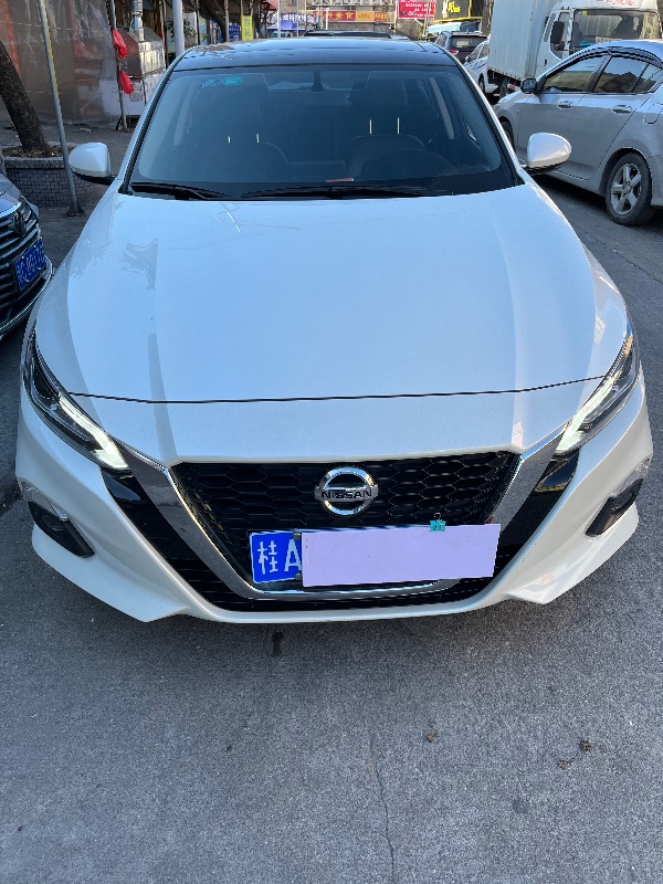 珠海20年日產天籟1