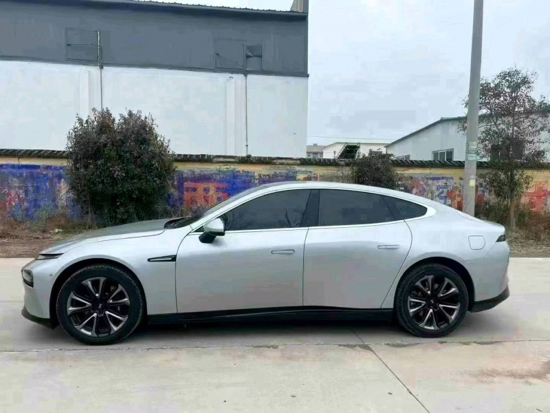 菏澤22年小鵬汽車p77