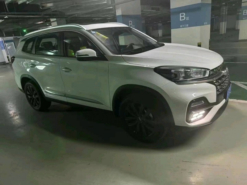 成都24年奇瑞瑞虎84