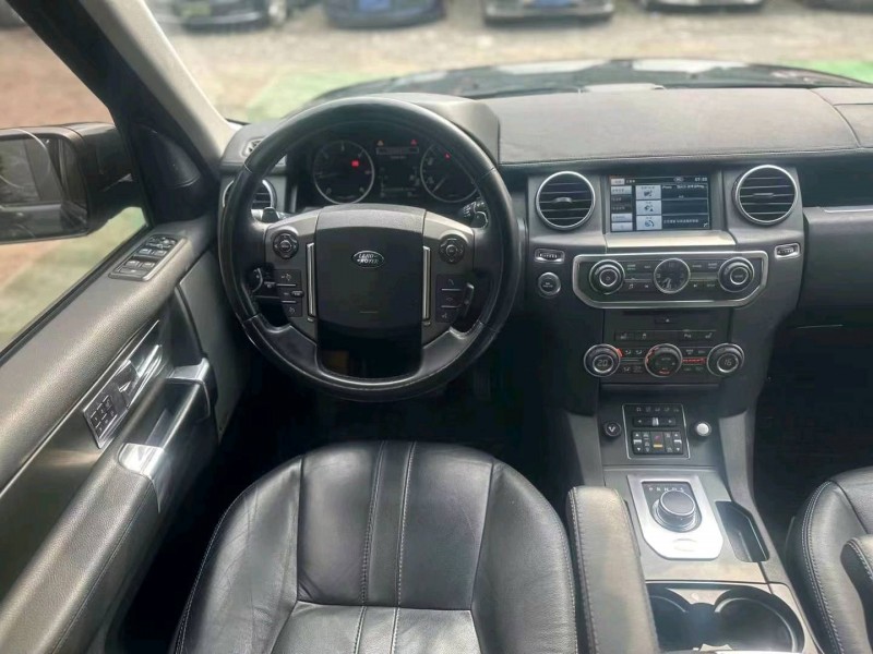 广州13年路虎发现8