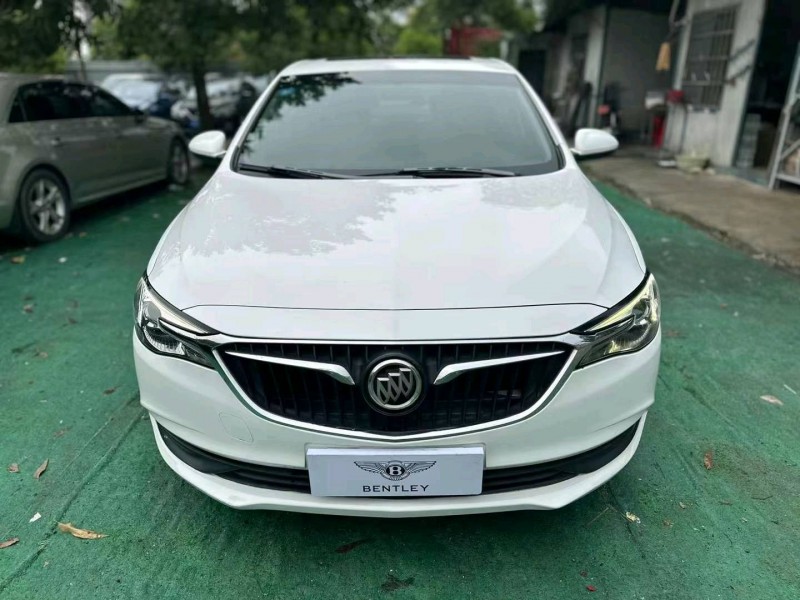 广州18年别克英朗1