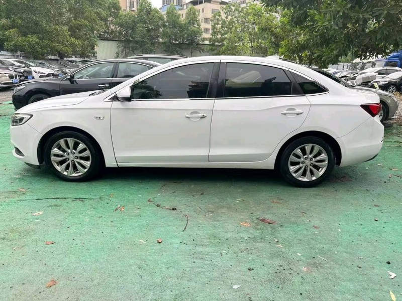 广州18年别克英朗4