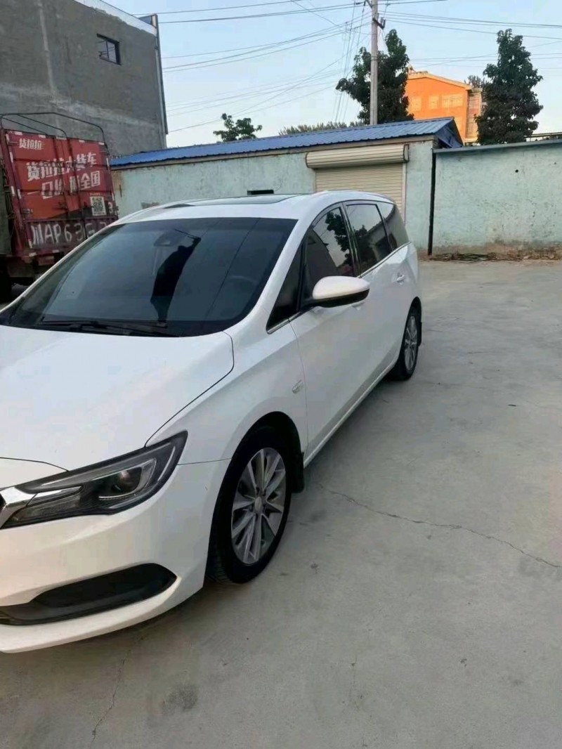 枣庄19年别克GL63