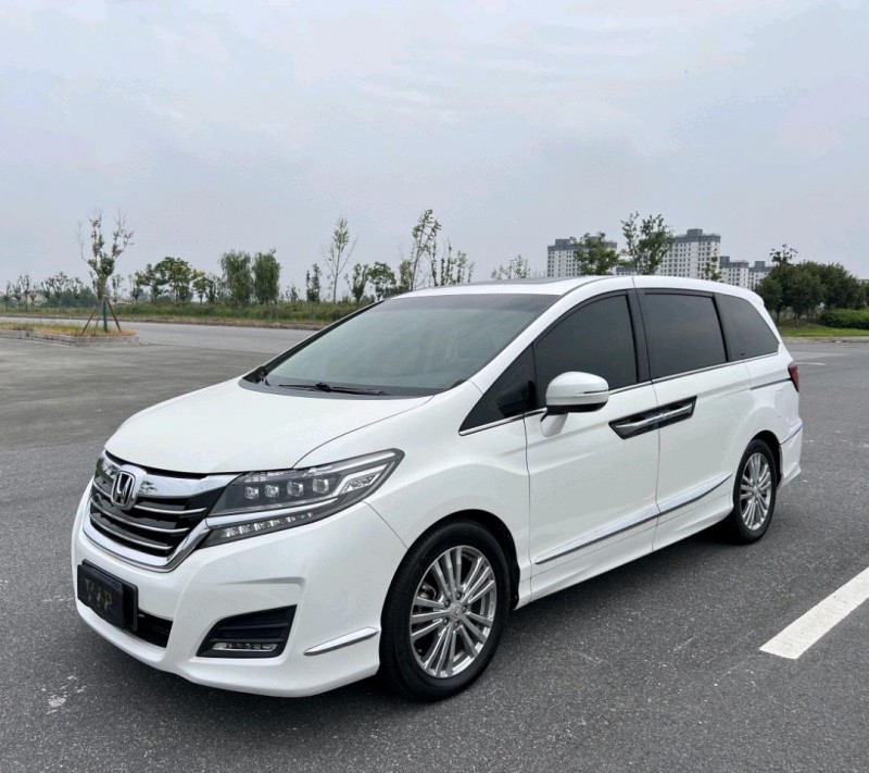 盐城16年本田艾力绅3