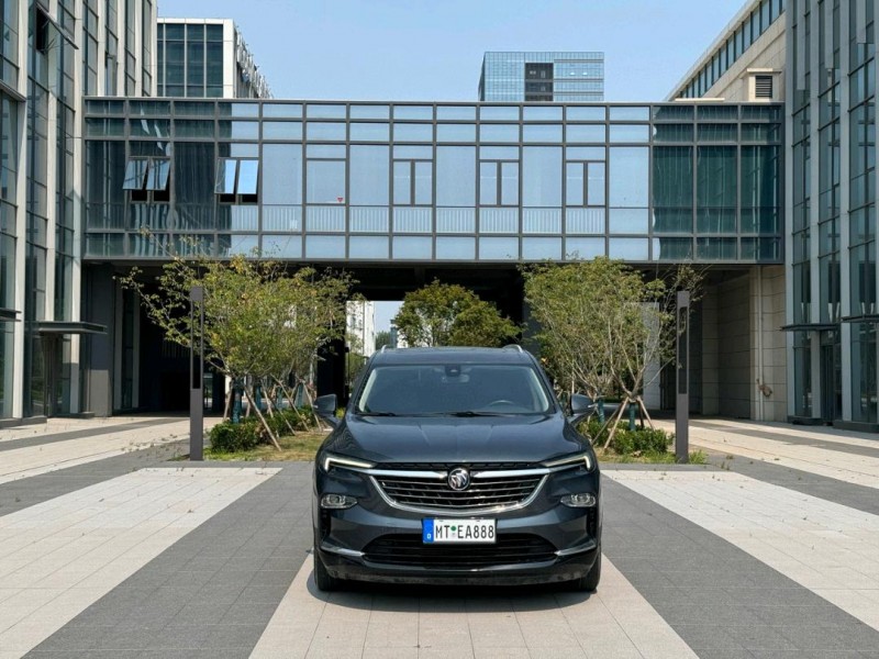 青岛20年别克昂科旗1