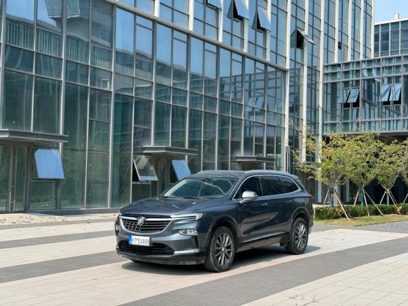 青岛20年别克昂科旗3