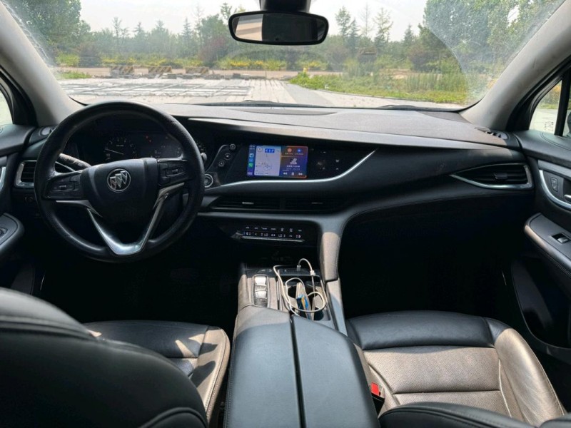 青岛20年别克昂科旗6