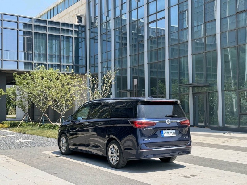 青岛21年别克GL88