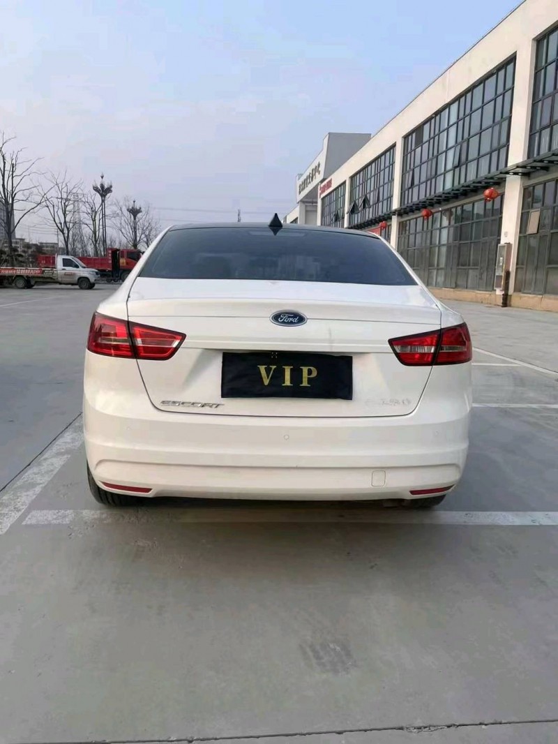 徐州17年福特福睿斯7