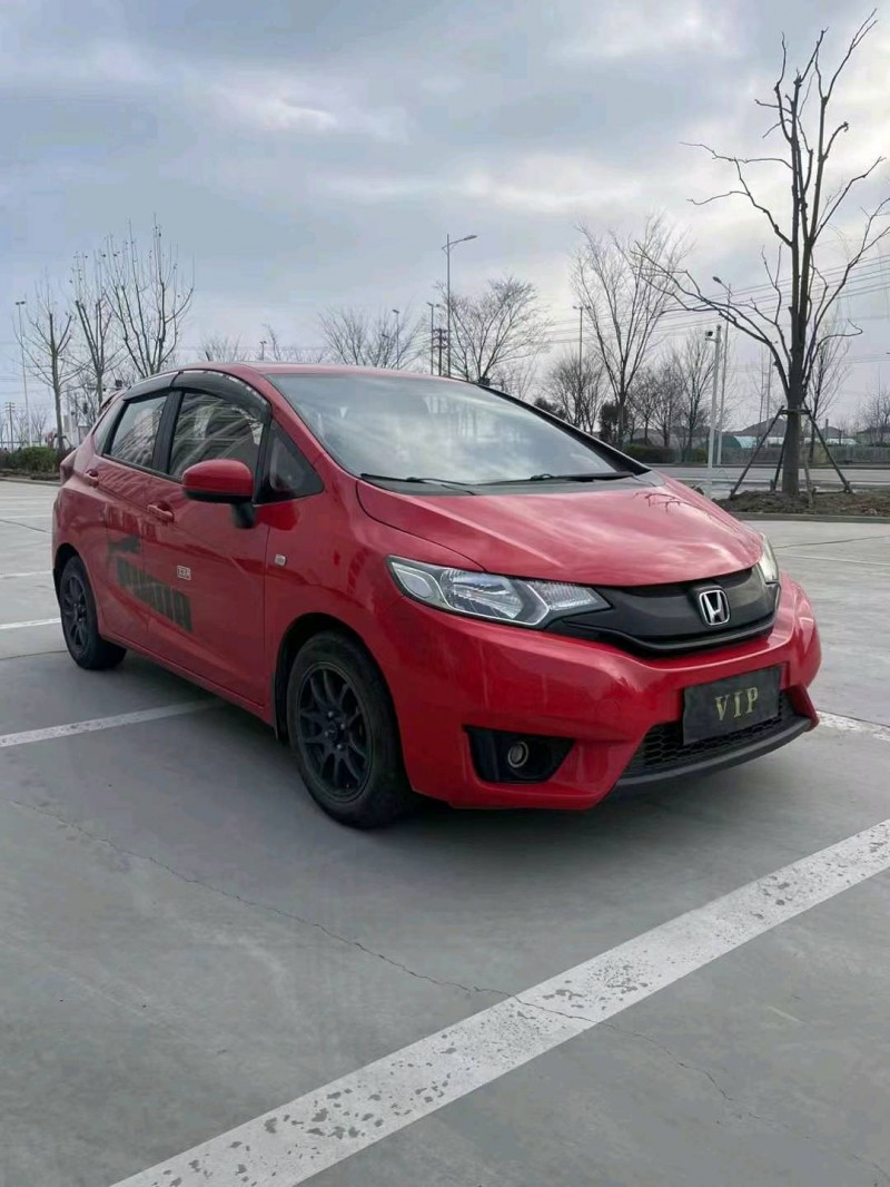 徐州17年本田飞度2