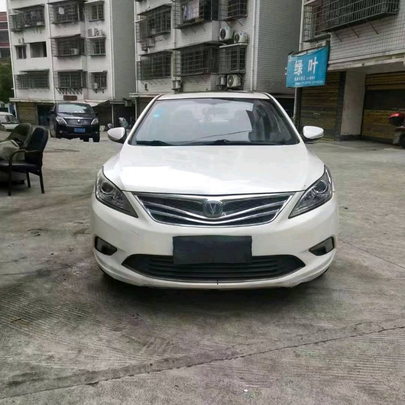 邵阳15年长安汽车逸动1