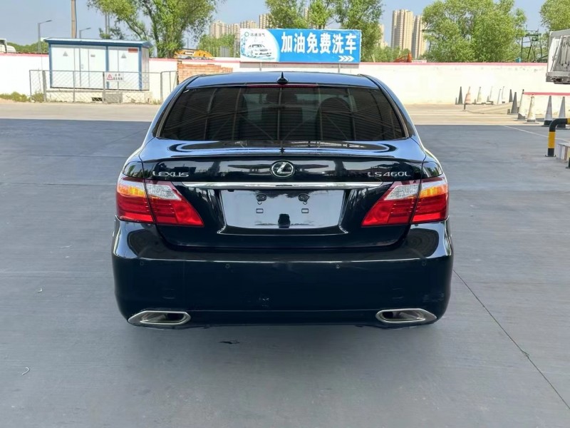 榆林10年雷克萨斯LS9