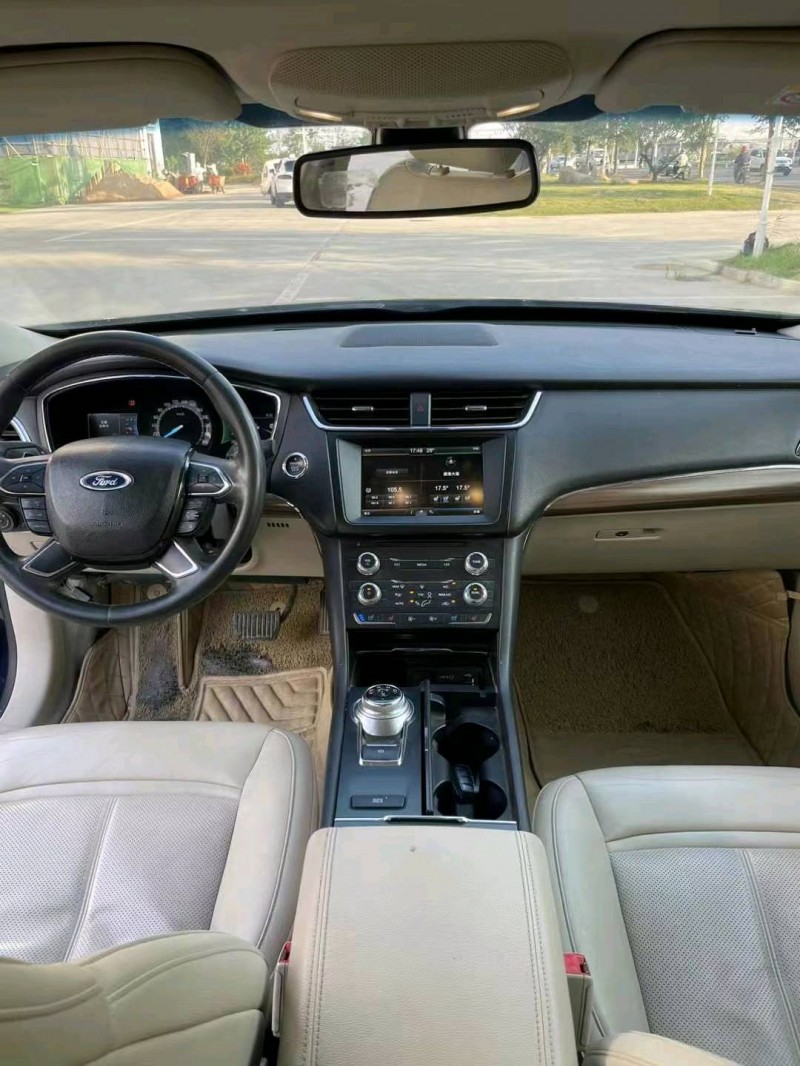 徐州16年福特金牛座7