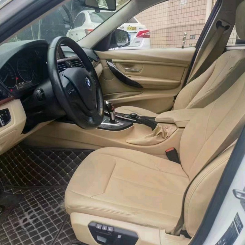 成都15年宝马3系5