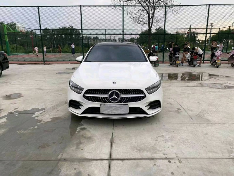 徐州19年奔驰A1