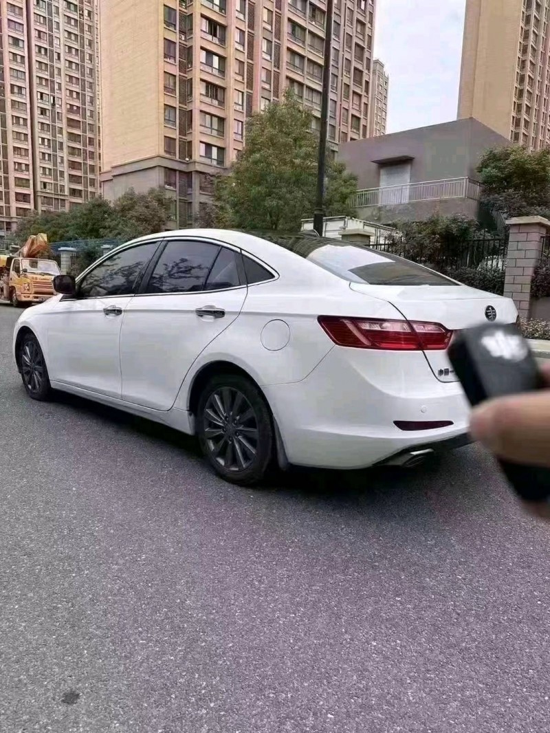 阜陽18年奔騰B703