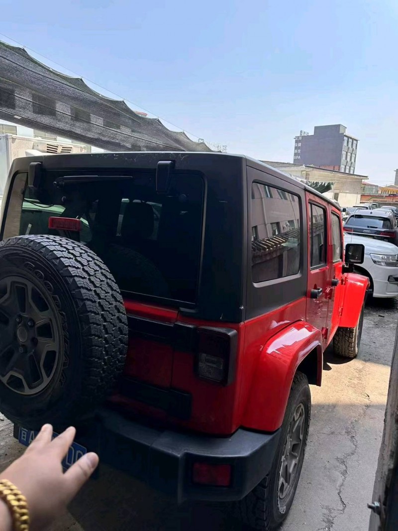 太原15年Jeep牧馬人6