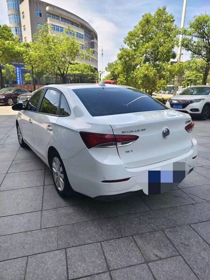 聊城19年别克英朗2