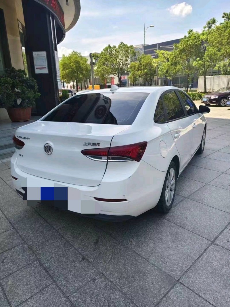 聊城19年别克英朗3