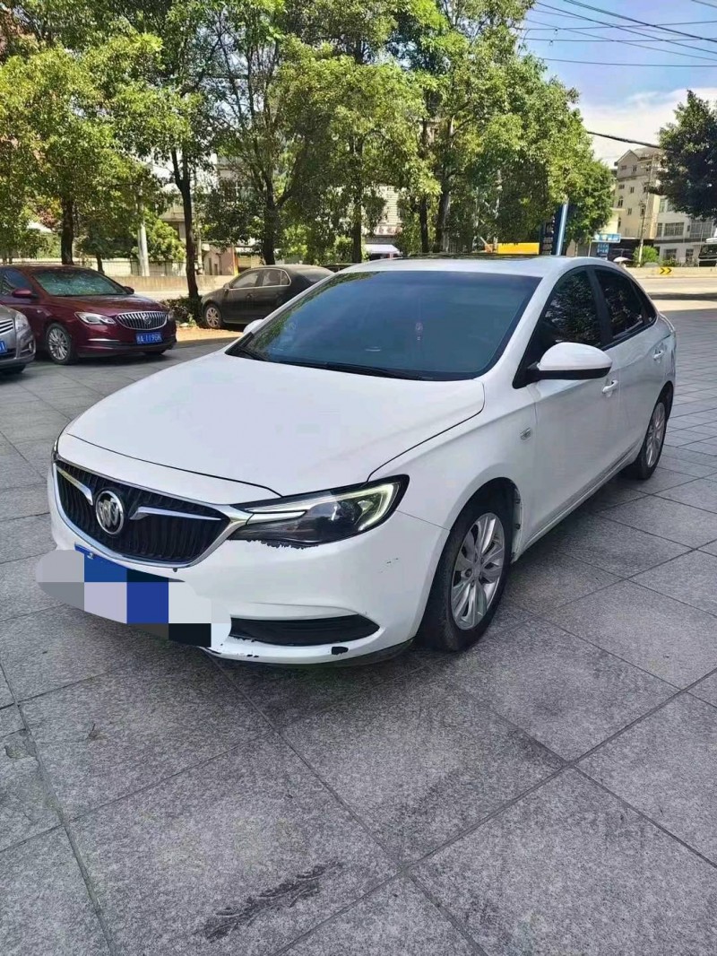 聊城19年别克英朗5