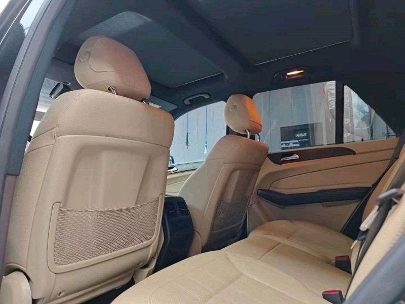 济南17年奔驰GLE5