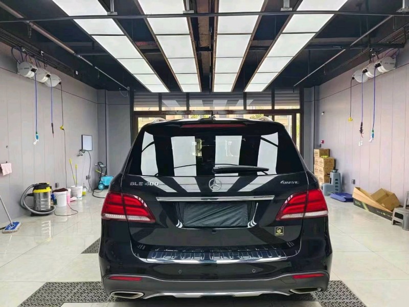 济南17年奔驰GLE8