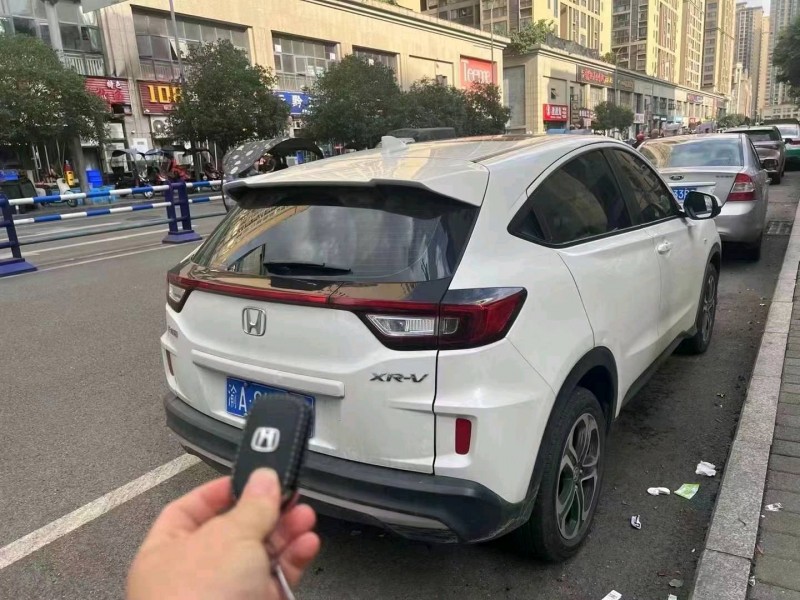 成都22年本田XRV3