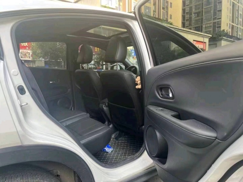 成都22年本田XRV4