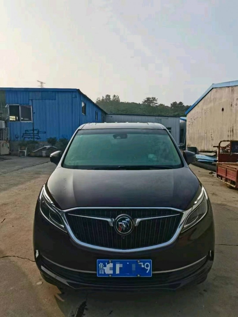 青岛17年别克GL81