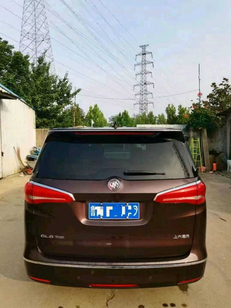 青岛17年别克GL89