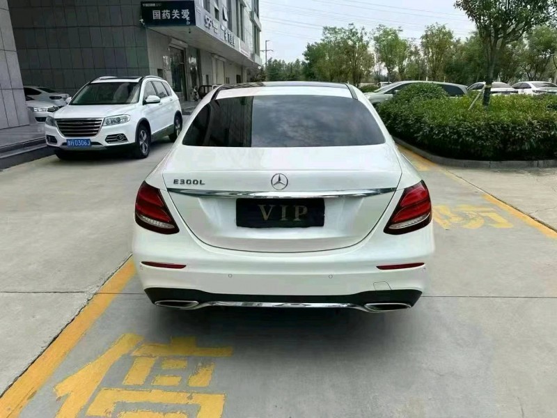淄博19年奔驰E4