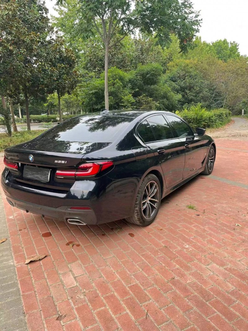 郑州23年宝马5系8