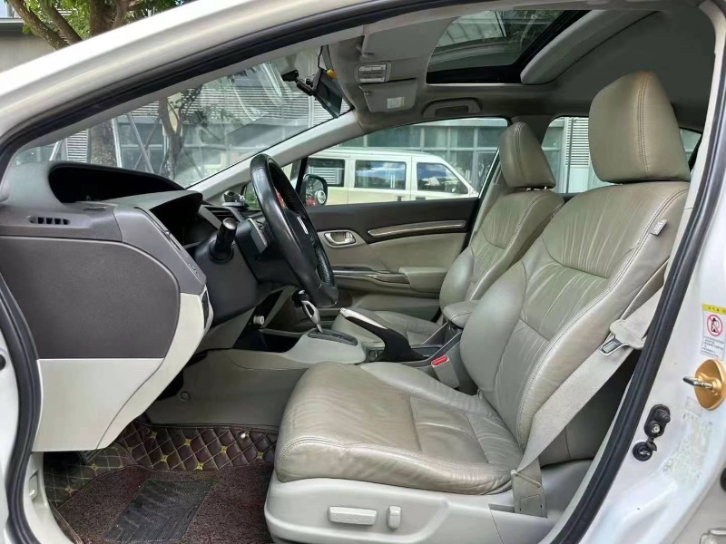 深圳12年本田思域3