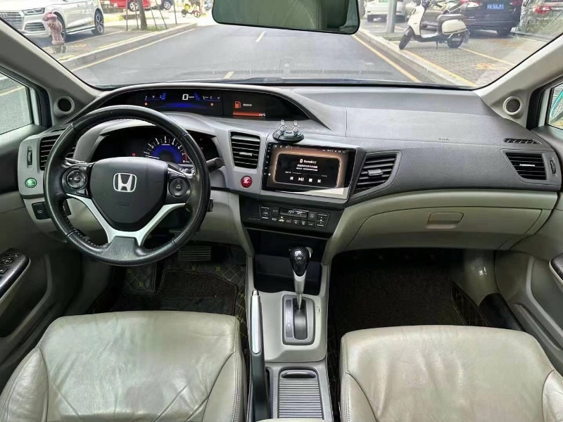 深圳12年本田思域4